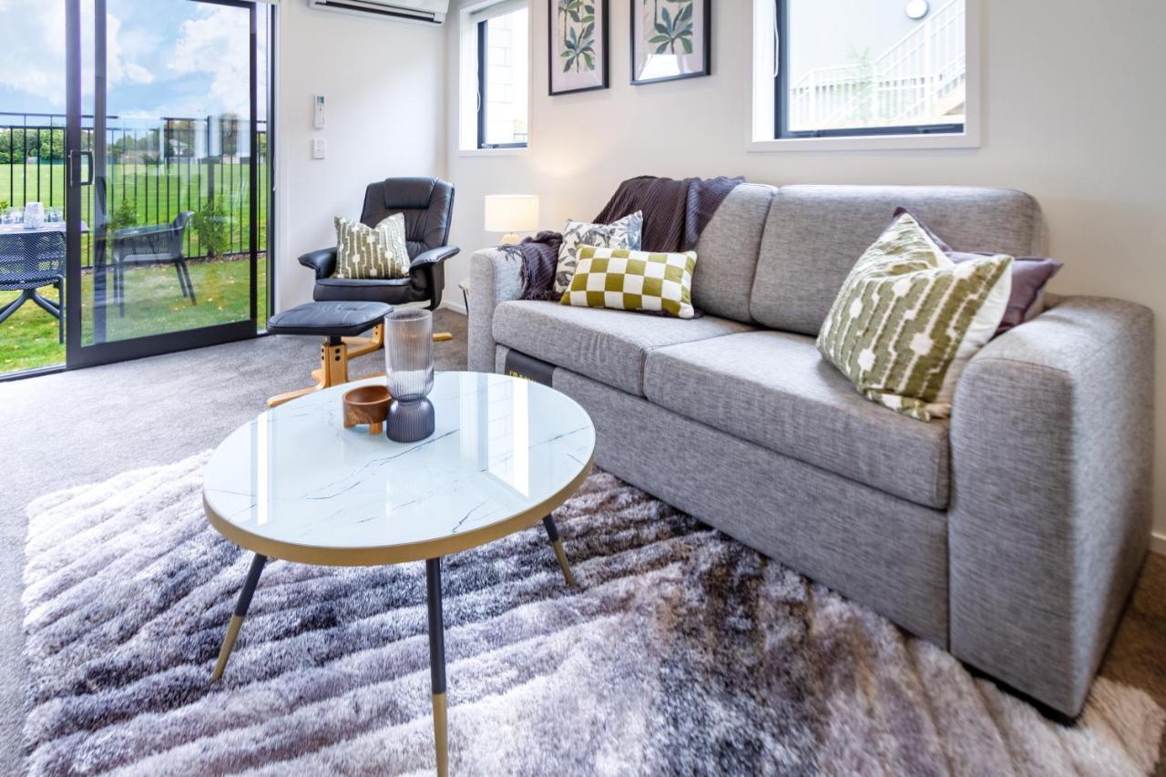Ferienwohnung Peaceful Park View Townhouse 2 Bed W/Carpark Christchurch Exterior foto